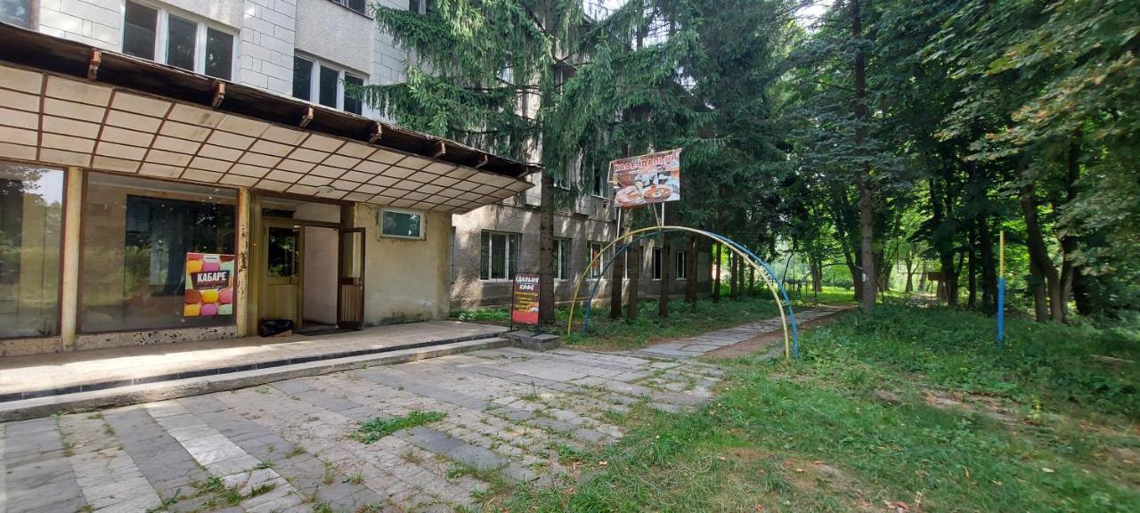 Hotel Bb Student Khust Exterior photo